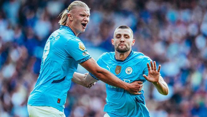 实验团队采 实验团队采